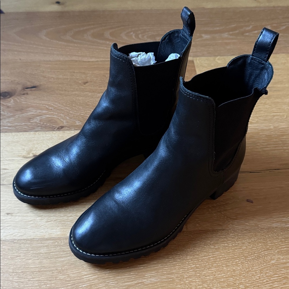 Soludos Black Leather Chelsea Ankle Boots 7.5